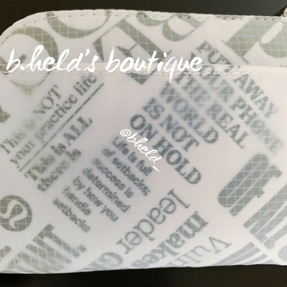 lululemon Clippable Card Pouch Wallet *Manifesto Print in White/Black OS New NWT - Picture 11 of 16
